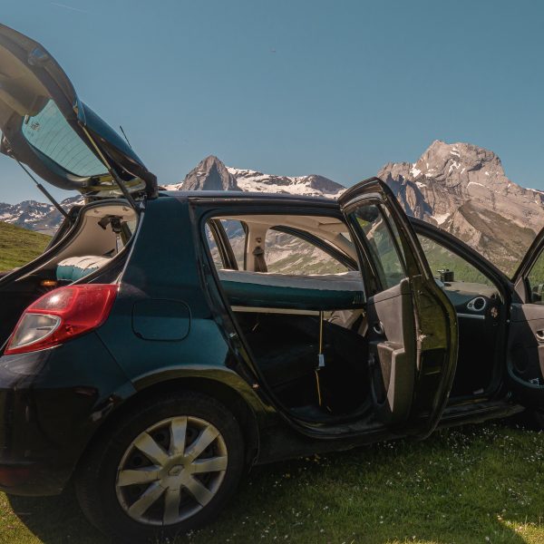 kit aménagement voiture citadine pour dormir