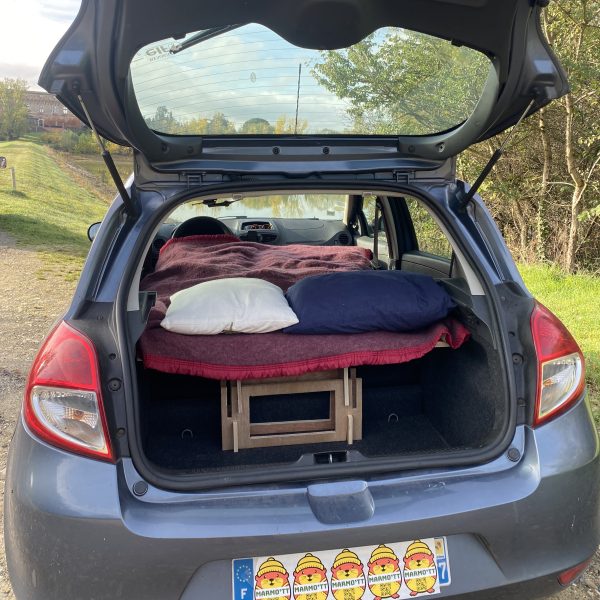 kit aménagement voiture citadine pour dormir